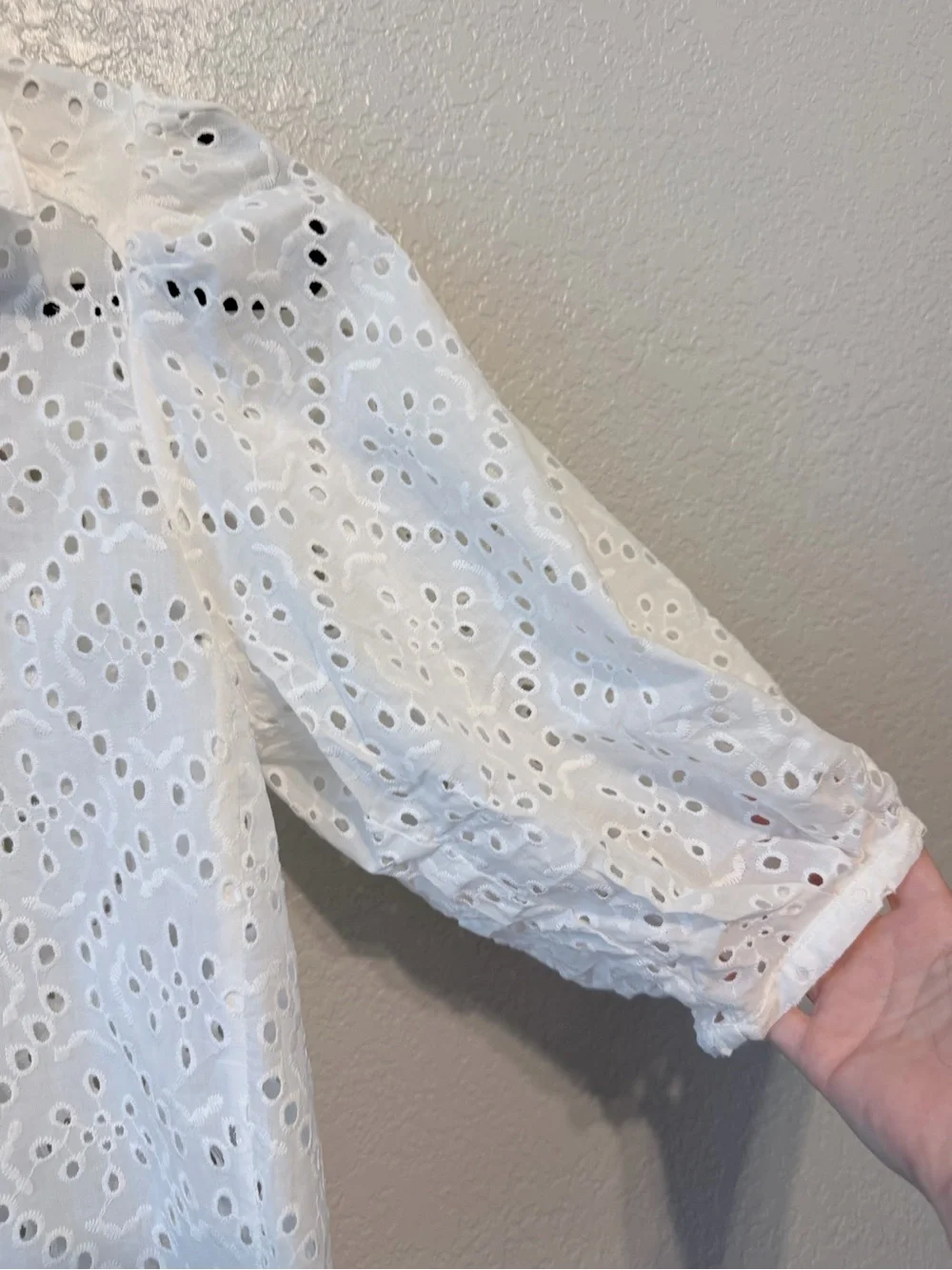 Zara White Eyelet Embroidered Puff Sleeve Button Front Blouse | XS | NWOT